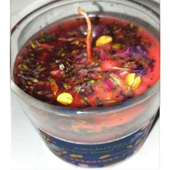 Hand crafted Love struck candle - Picture 2 of 6